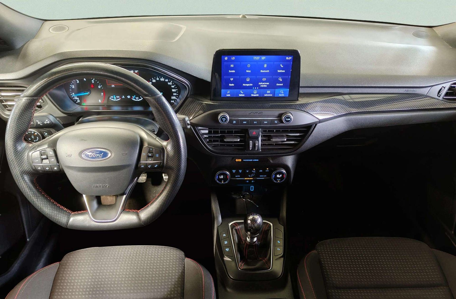 Ford Focus 1.0 EcoBoost ST-Line - foto 6