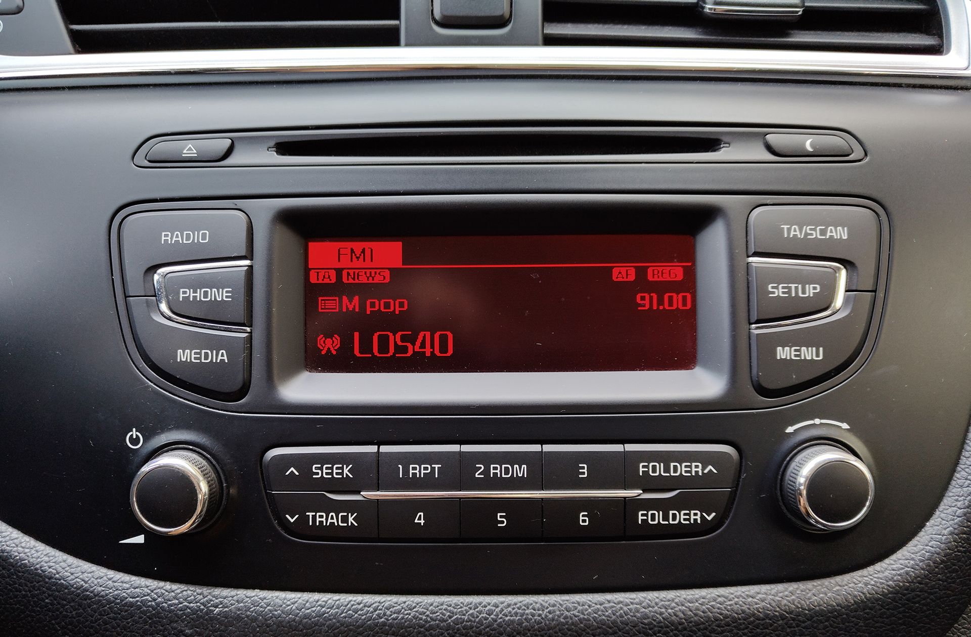 Kia Ceed 1.4 CRDi WGT Concept Plus - foto 25