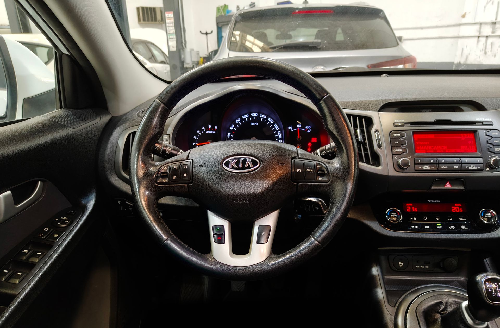 Kia Sportage 1.7 CRDi VGT Drive 4x2 - foto 20