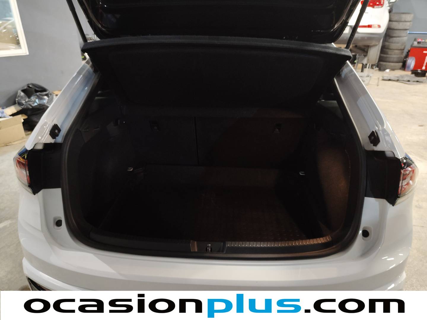 Foto Volkswagen Taigo Volkswagen Taigo R-Line 1.0 TSI (110 CV)