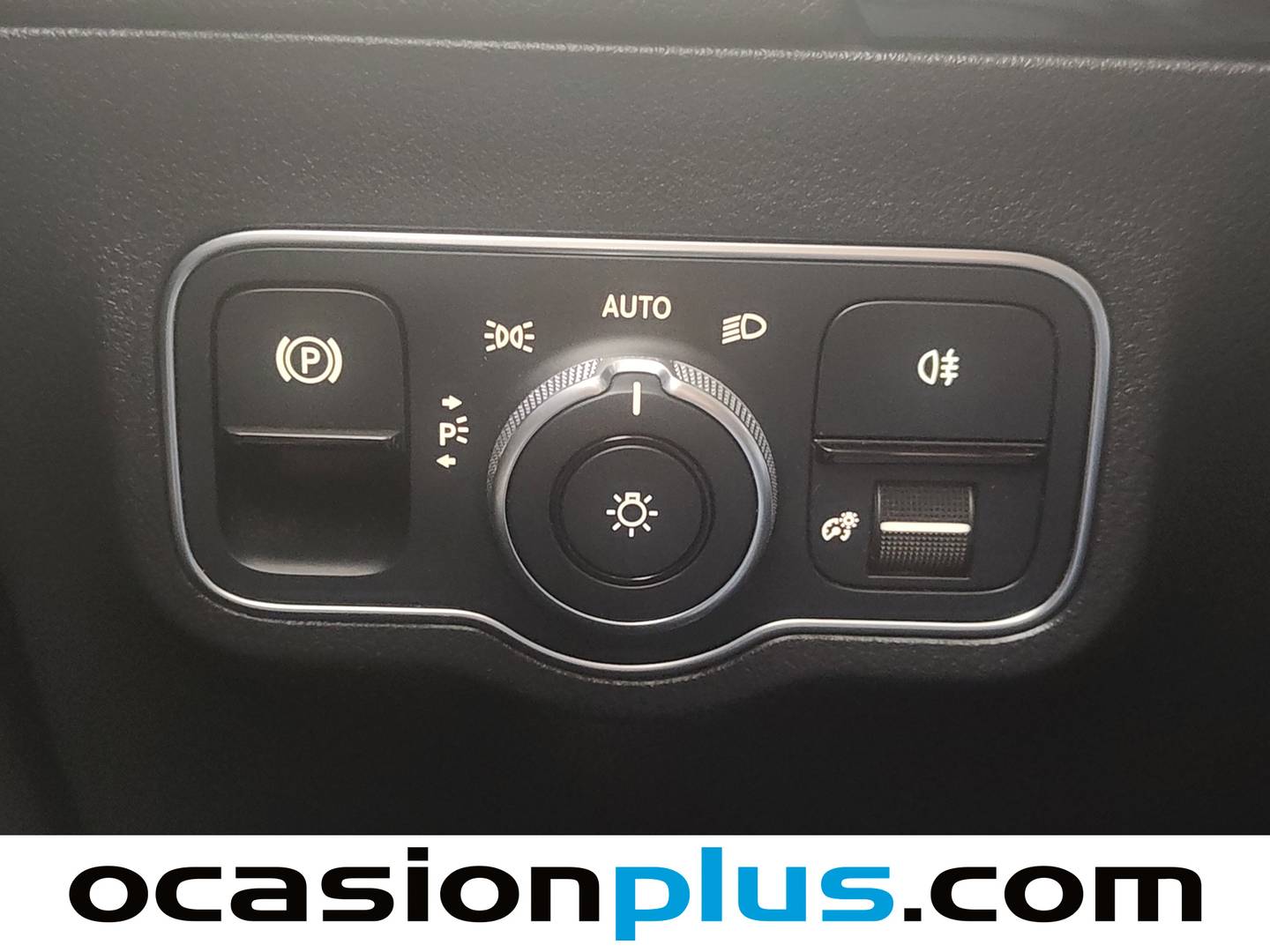 Foto Mercedes GLA Mercedes-Benz GLA GLA 200 D (150 CV) Pack AMG