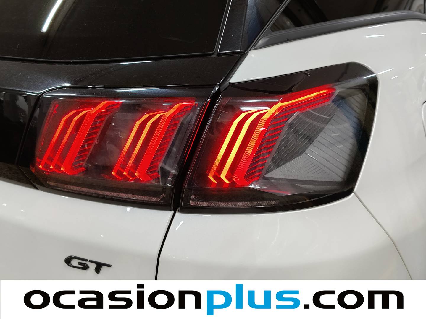 Foto Peugeot 3008 Peugeot 3008 PureTech 130 S&S GT EAT8 (130 CV)