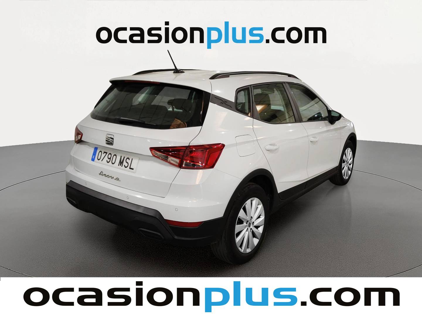 Foto trasera Seat Arona Seat Arona 1.0 TSI Style XL DSG (115 CV) derecha