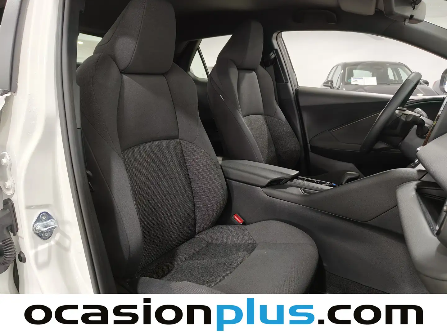 Foto Toyota C-HR Toyota C-HR 1.8 140H Active (140 CV)