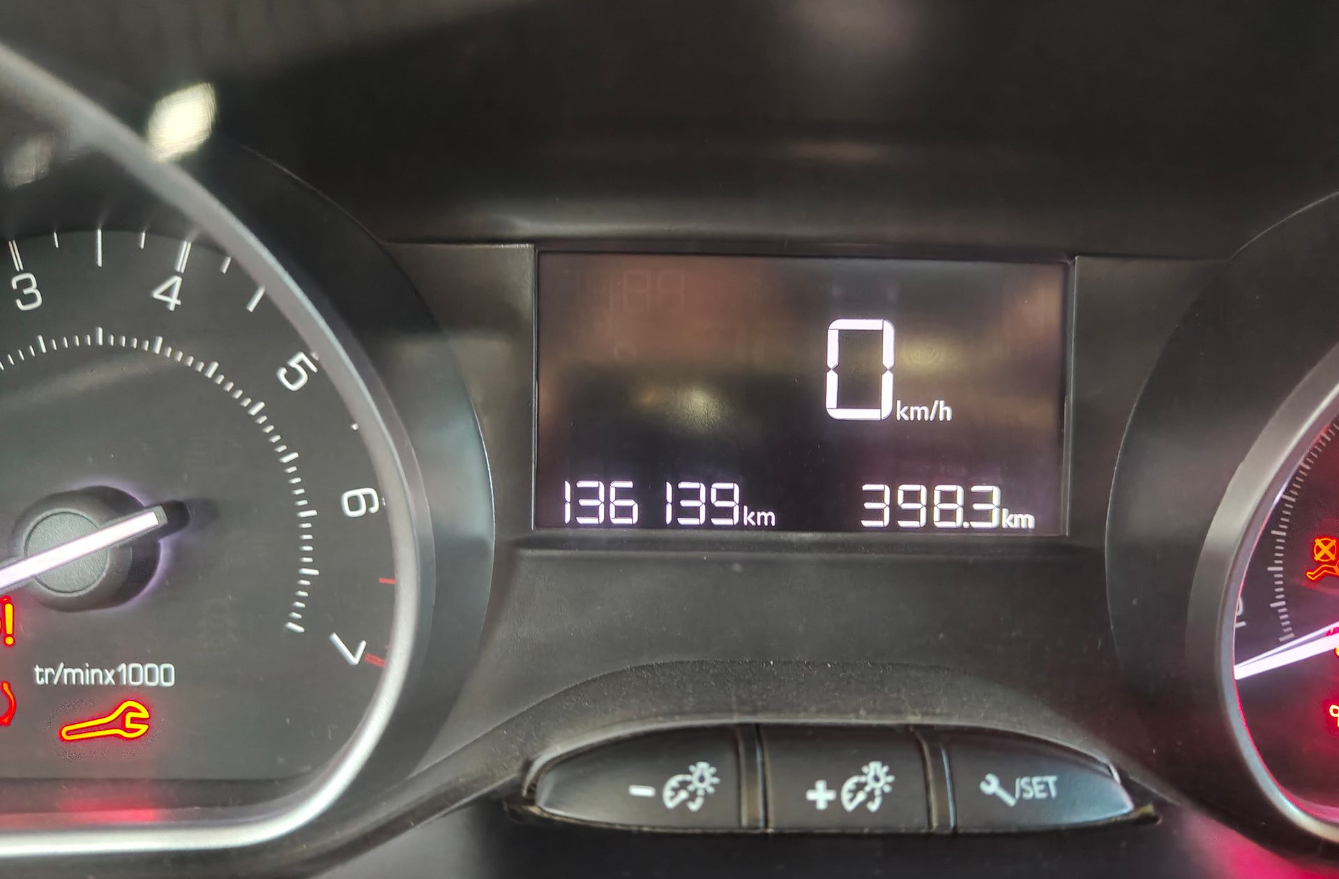 Peugeot 208 1.2 PureTech Style - foto 8