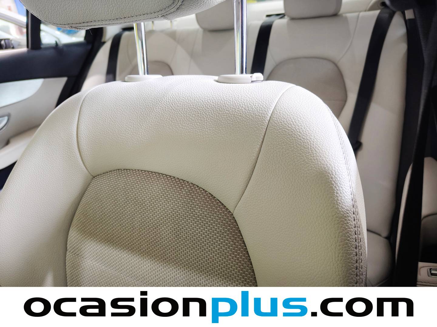 Extras y acabados del Mercedes Clase C Mercedes-Benz Clase C 220 d  (170 CV)