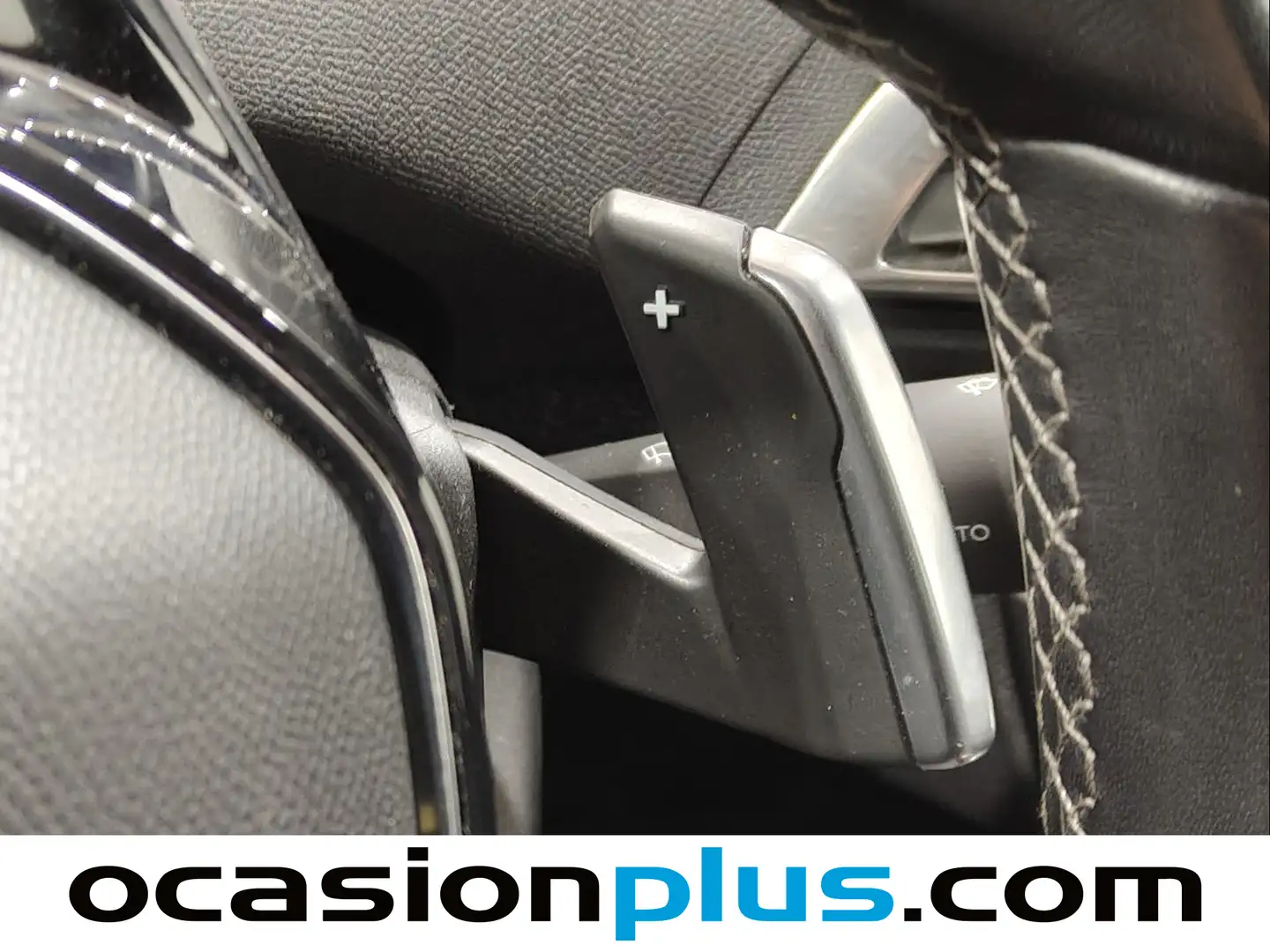 Foto Peugeot 3008 Hybrid Peugeot 3008 Hybrid 300 Allure Pack e-EAT8 (300 CV)