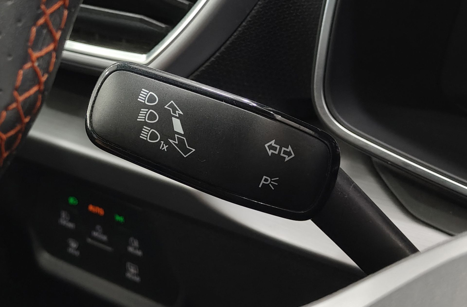 SEAT León 1.5 TSI FR 25 Aniversario - foto 26