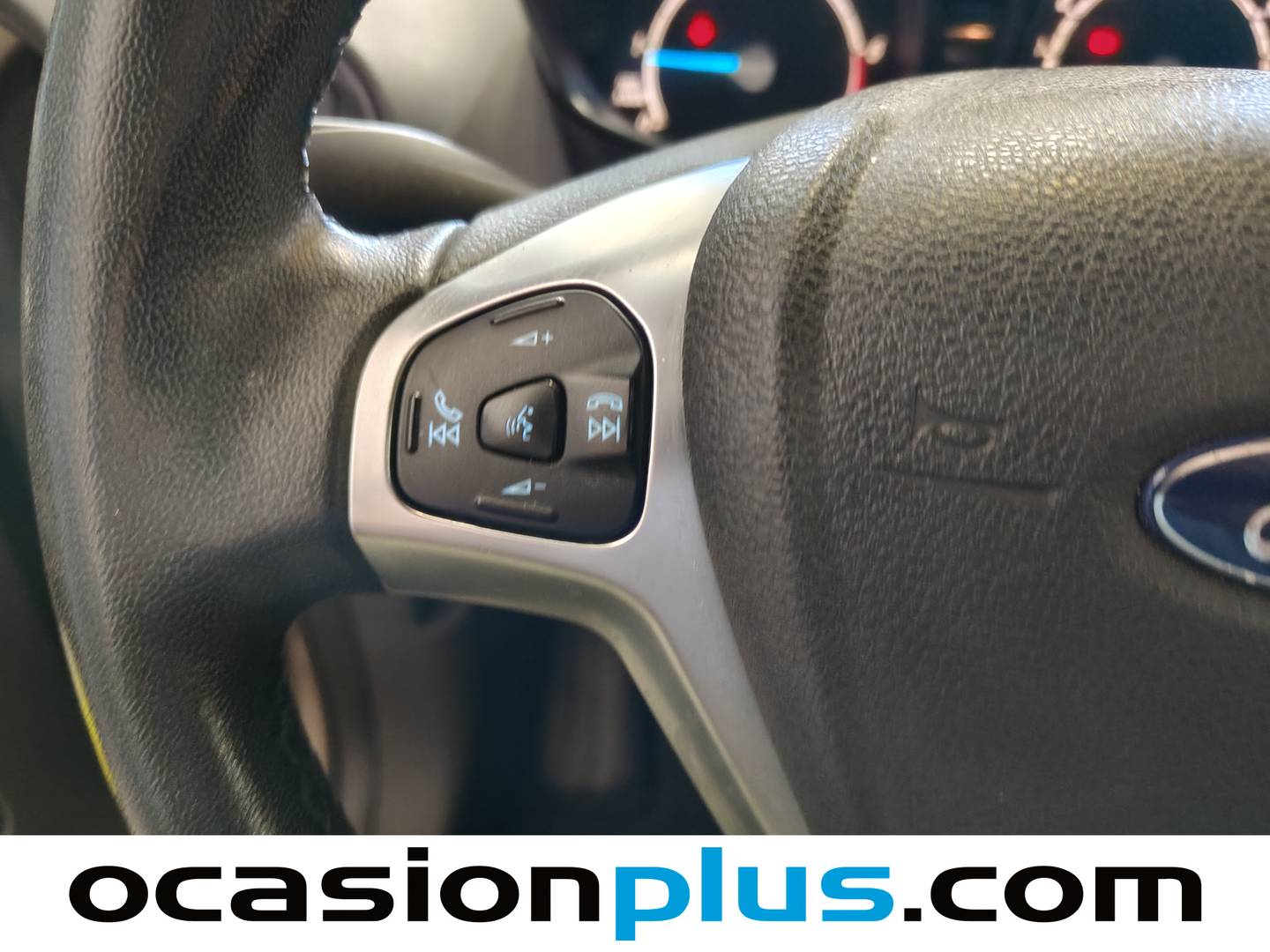 Ford Tourneo Courier Ford Tourneo Courier 1.5 TDCi Titanium (95 CV) de segunda mano