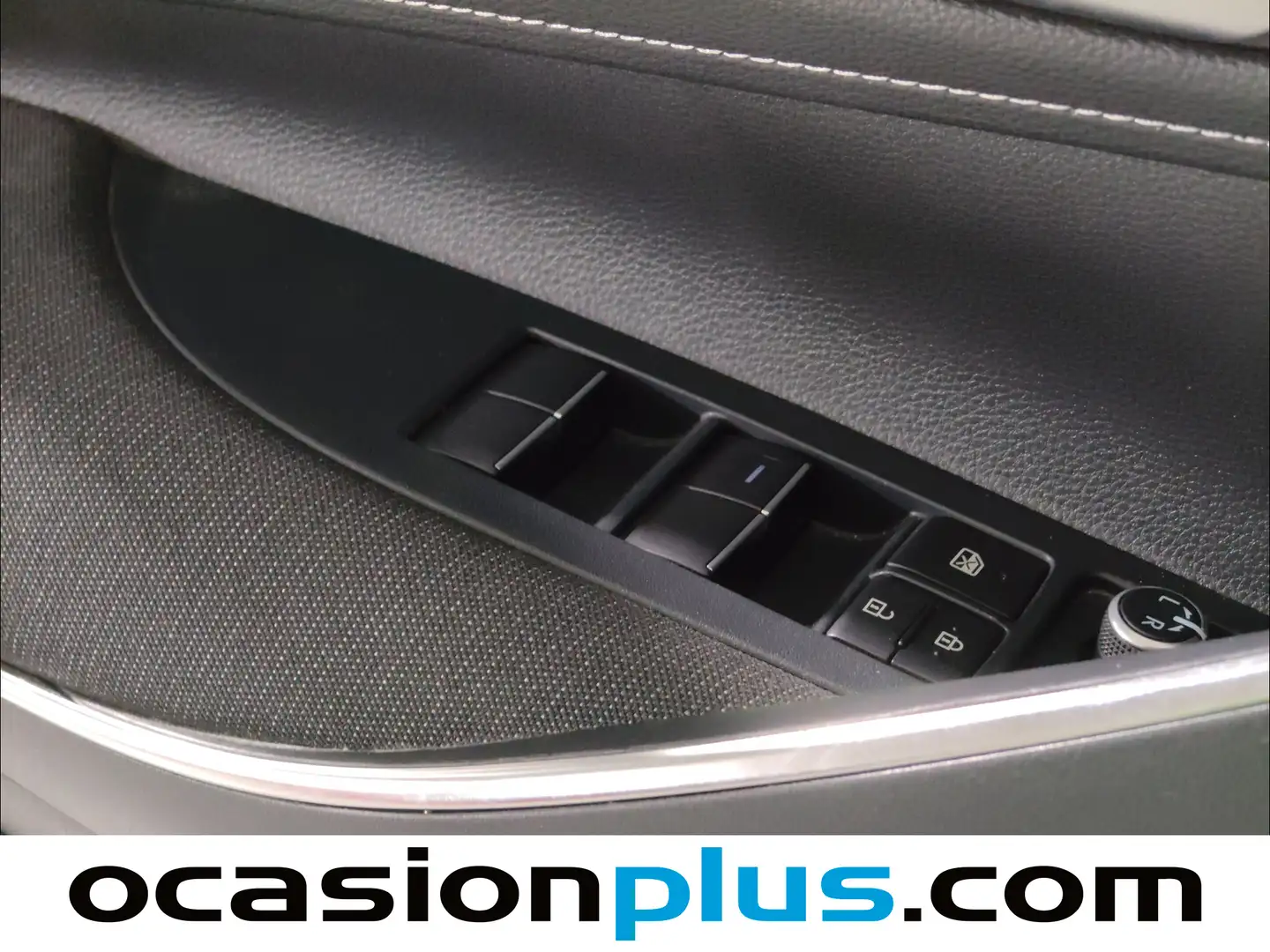 Foto Toyota Corolla Toyota Corolla 140H Active Plus (140 CV)