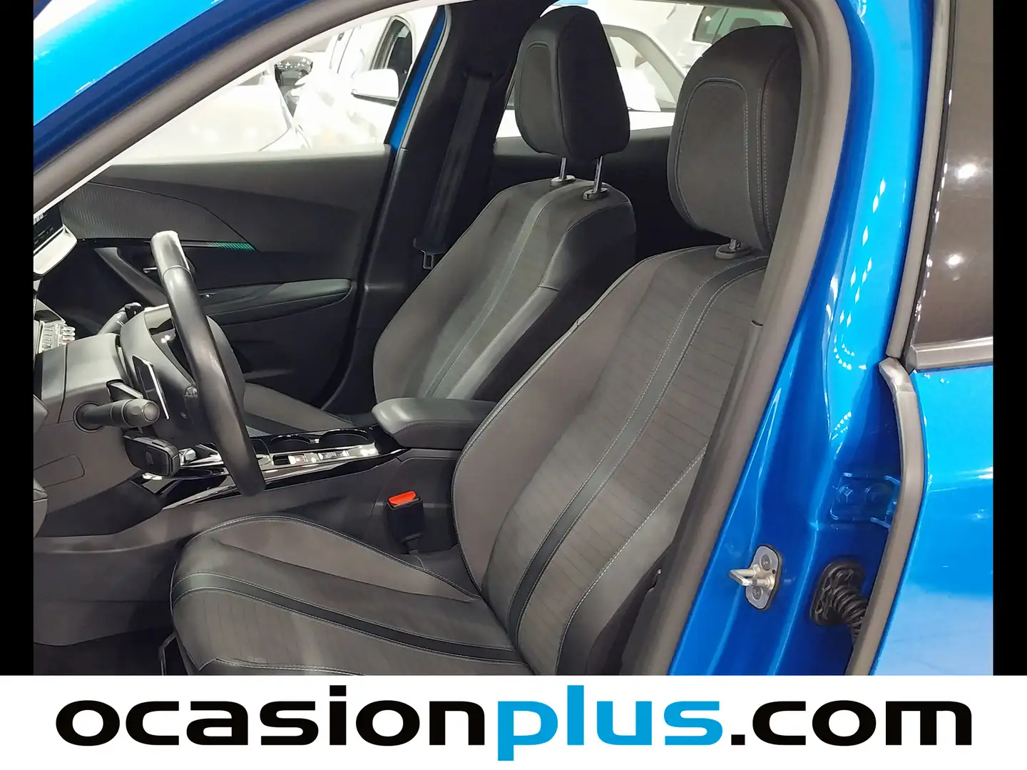 Foto Peugeot 2008 Peugeot 2008 PureTech 130 S&S Allure Pack EAT8 (130 CV)