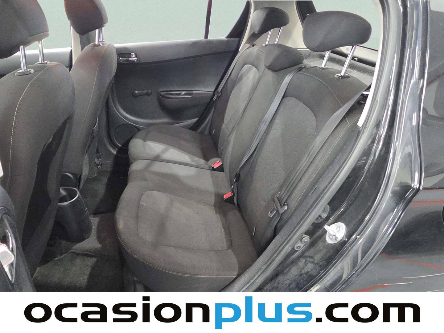 Foto asientos traseros Hyundai i20 Hyundai i20 1.4 CRDI Classic (75 CV)