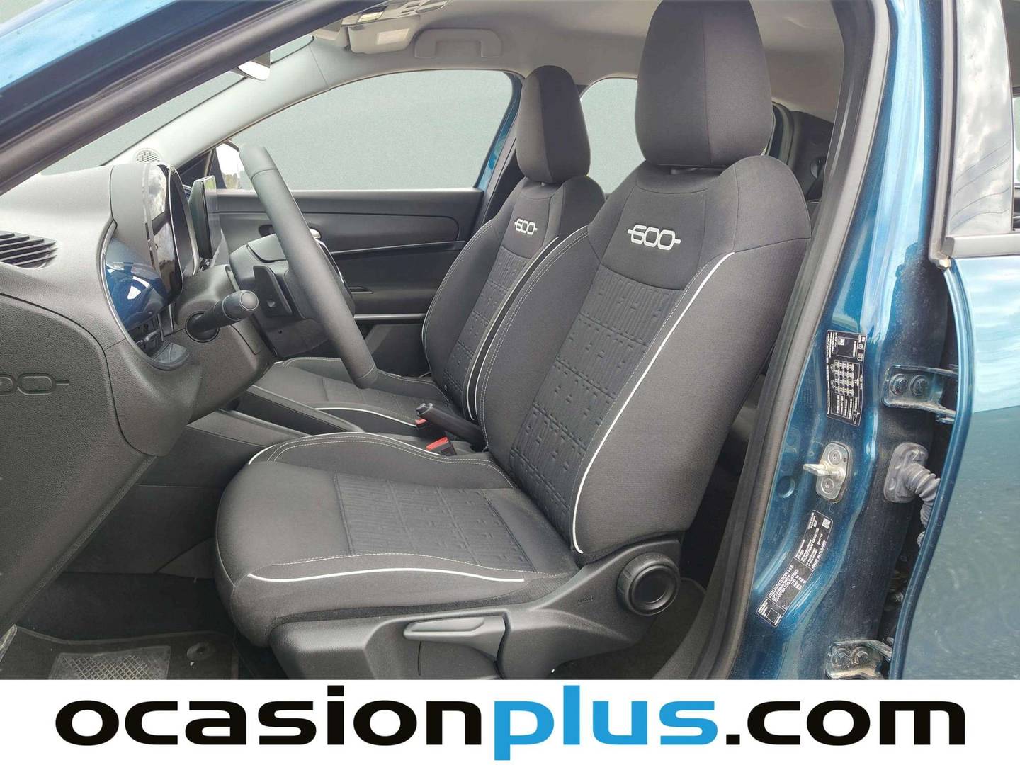 Foto asientos delanteros Fiat 600 Fiat 600 1.2 MHEV DDCT (100 CV)