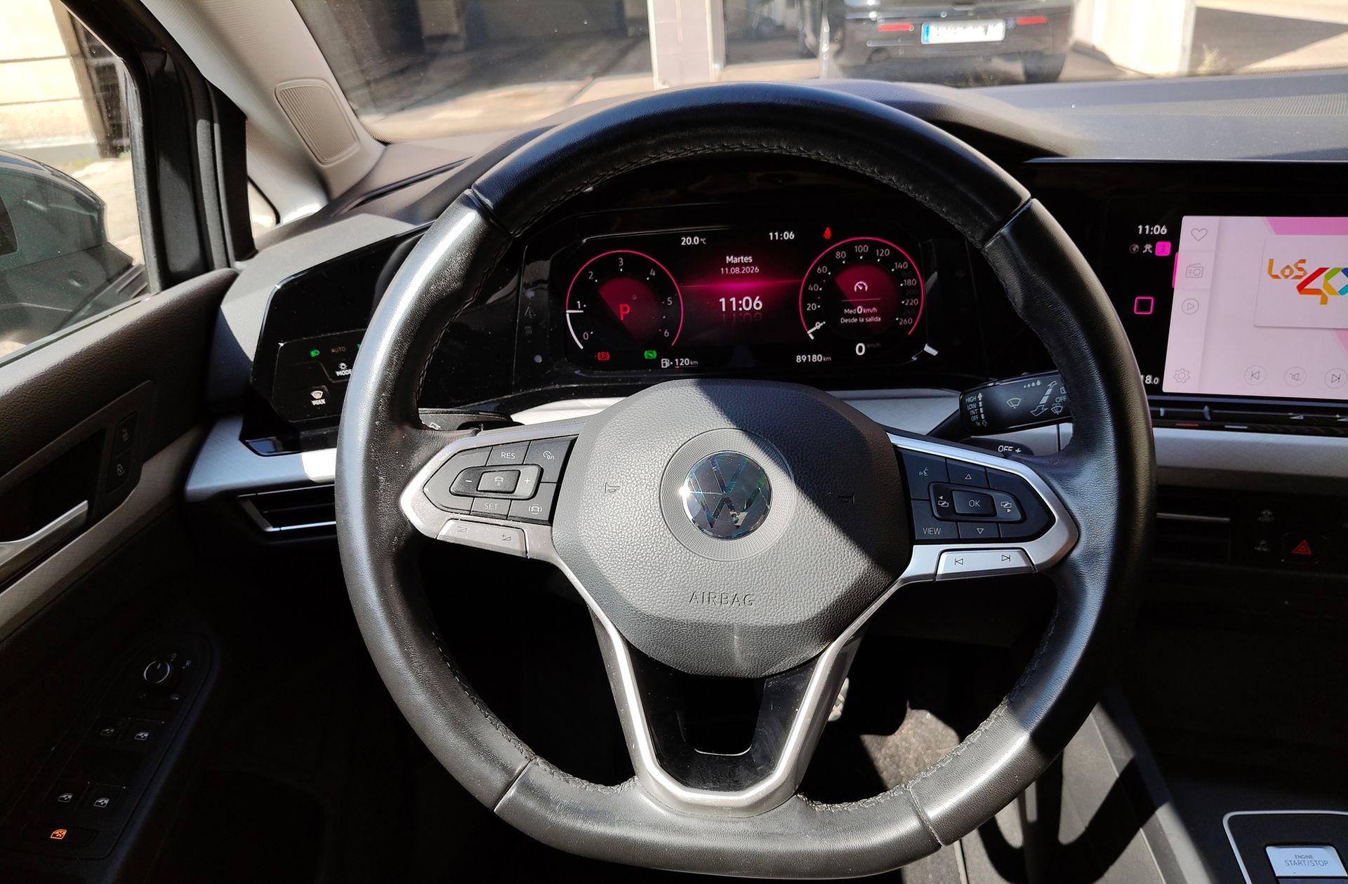 Volkswagen Golf Life 2.0 TDI DSG - foto 26