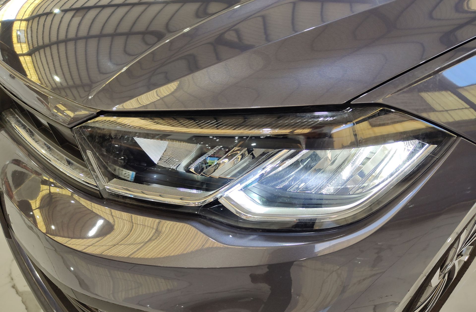 Volkswagen Polo Life 1.0 TSI DSG - foto 13