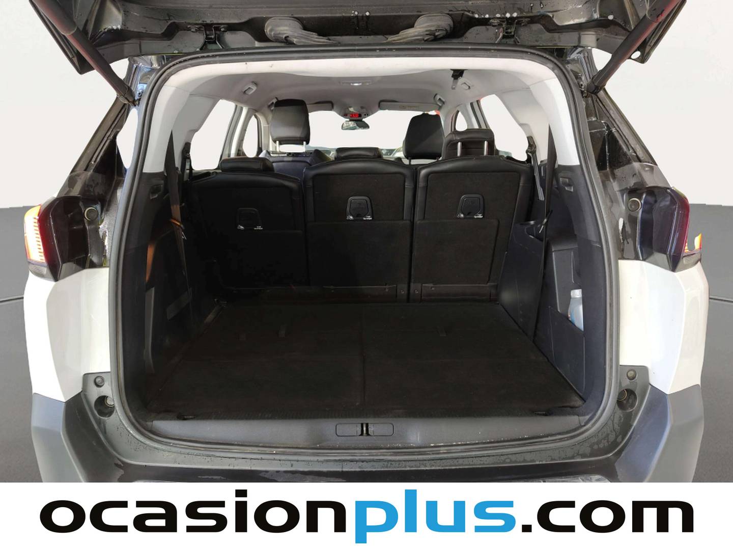 Foto Peugeot 5008 Peugeot 5008 PureTech 130 S&S Allure (130 CV) 7 Plazas siete plazas