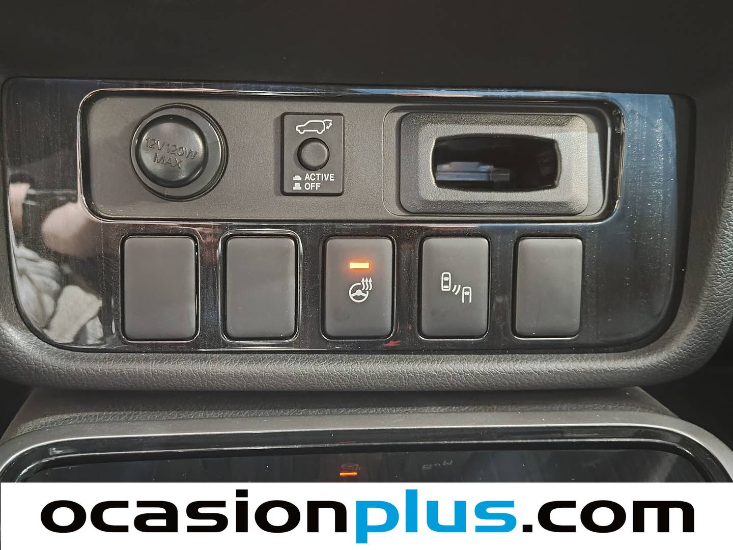 Equipamiento del Mitsubishi Outlander Mitsubishi Outlander 2.0 PHEV Kaiteki 4WD Auto (203 CV)