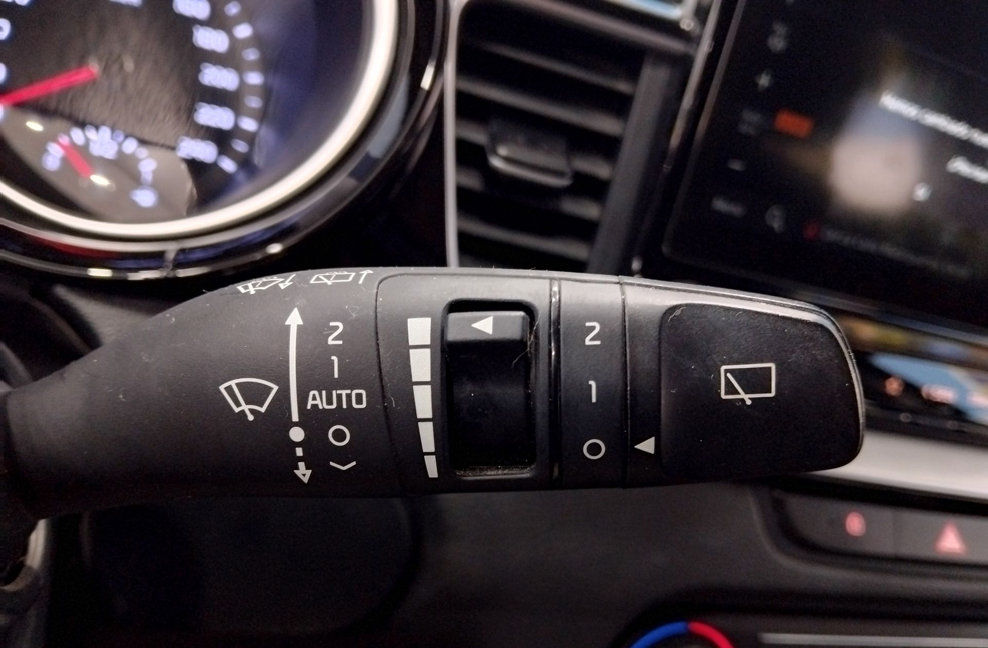 Kia XCeed 1.0 T-GDi Tech - foto 27