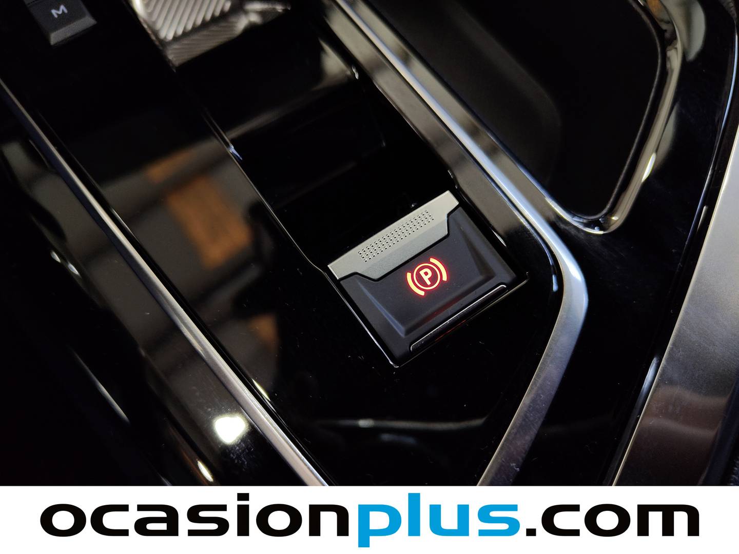 Foto Peugeot 3008 Hybrid Peugeot 3008 GT eDCS6 (145 CV)