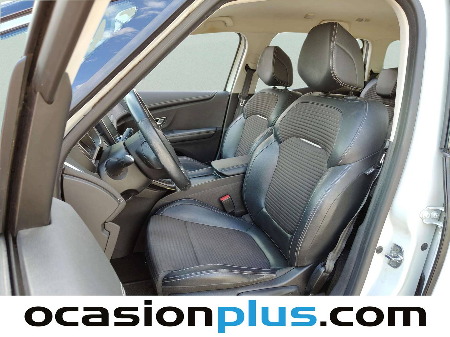 Foto asientos delanteros Renault Grand Scénic Renault Grand Scenic Zen Energy TCe (140 CV) 7 Plazas