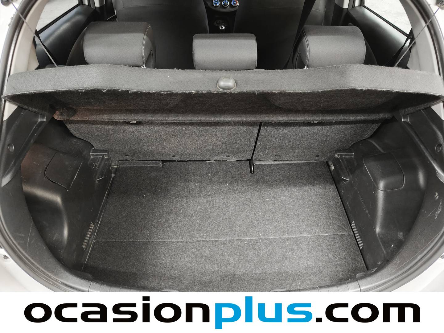 Fotos maletero Toyota Yaris Toyota Yaris 1.0 Active (69 CV)