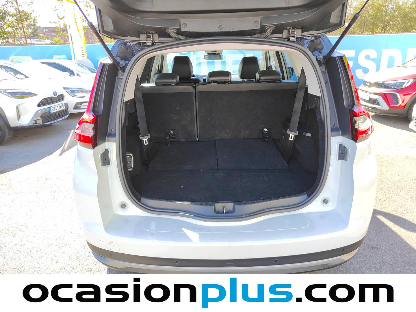 Foto Renault Grand Scénic Renault Grand Scenic Zen TCe (140 CV) GPF 7 Plazas