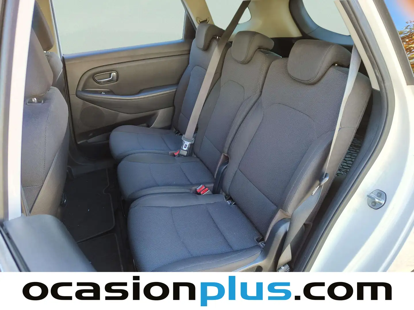 Foto KIA Carens Kia Carens 1.6 GDi UEFA Euro 2016 Eco-Dynamics (135 CV)