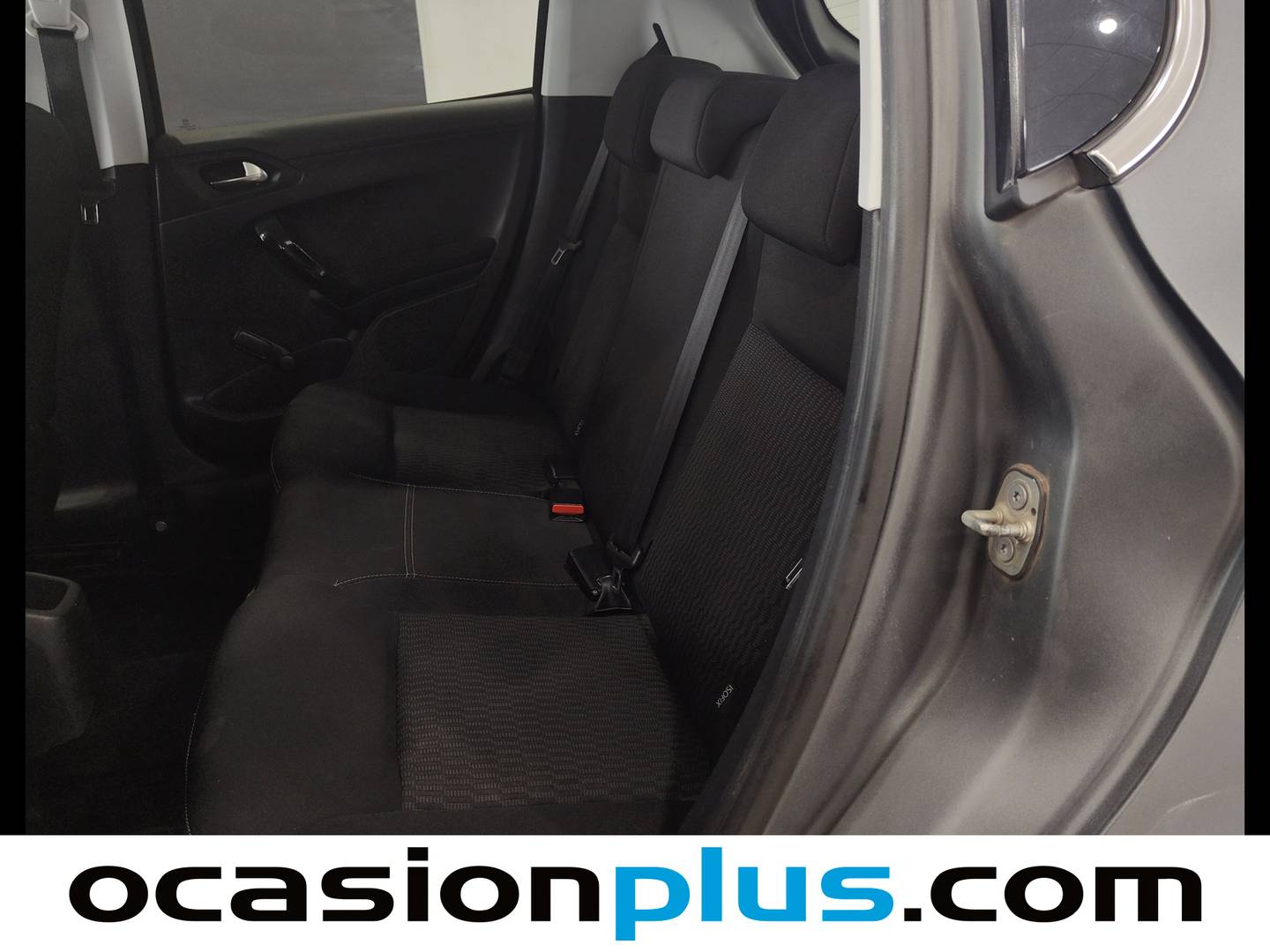 Foto asientos traseros Peugeot 208 Peugeot 208 PureTech 82 S&S Active (82 CV)