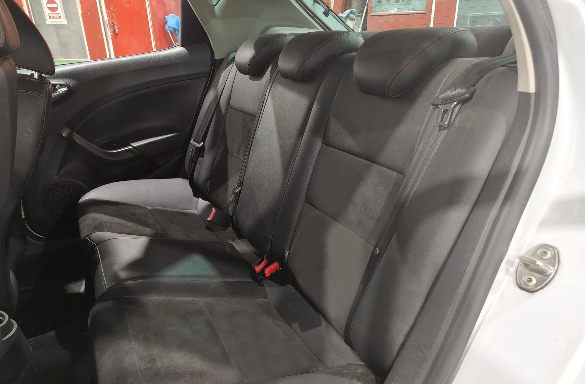 SEAT Ibiza 1.4 TDI CR FR - foto 10