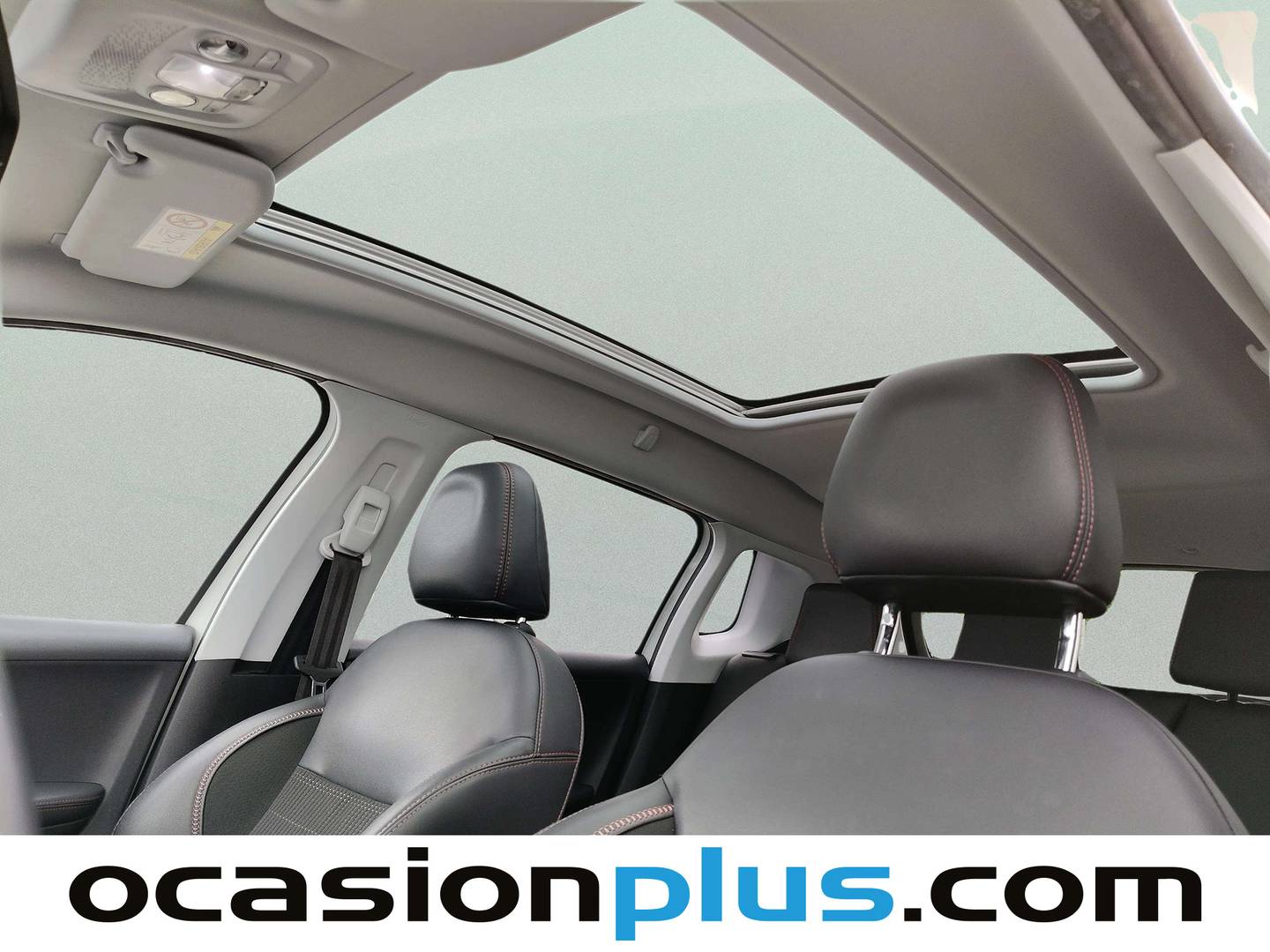 Equipamiento del Peugeot 2008 Peugeot 2008 PureTech 130 S&S GT Line (130 CV)