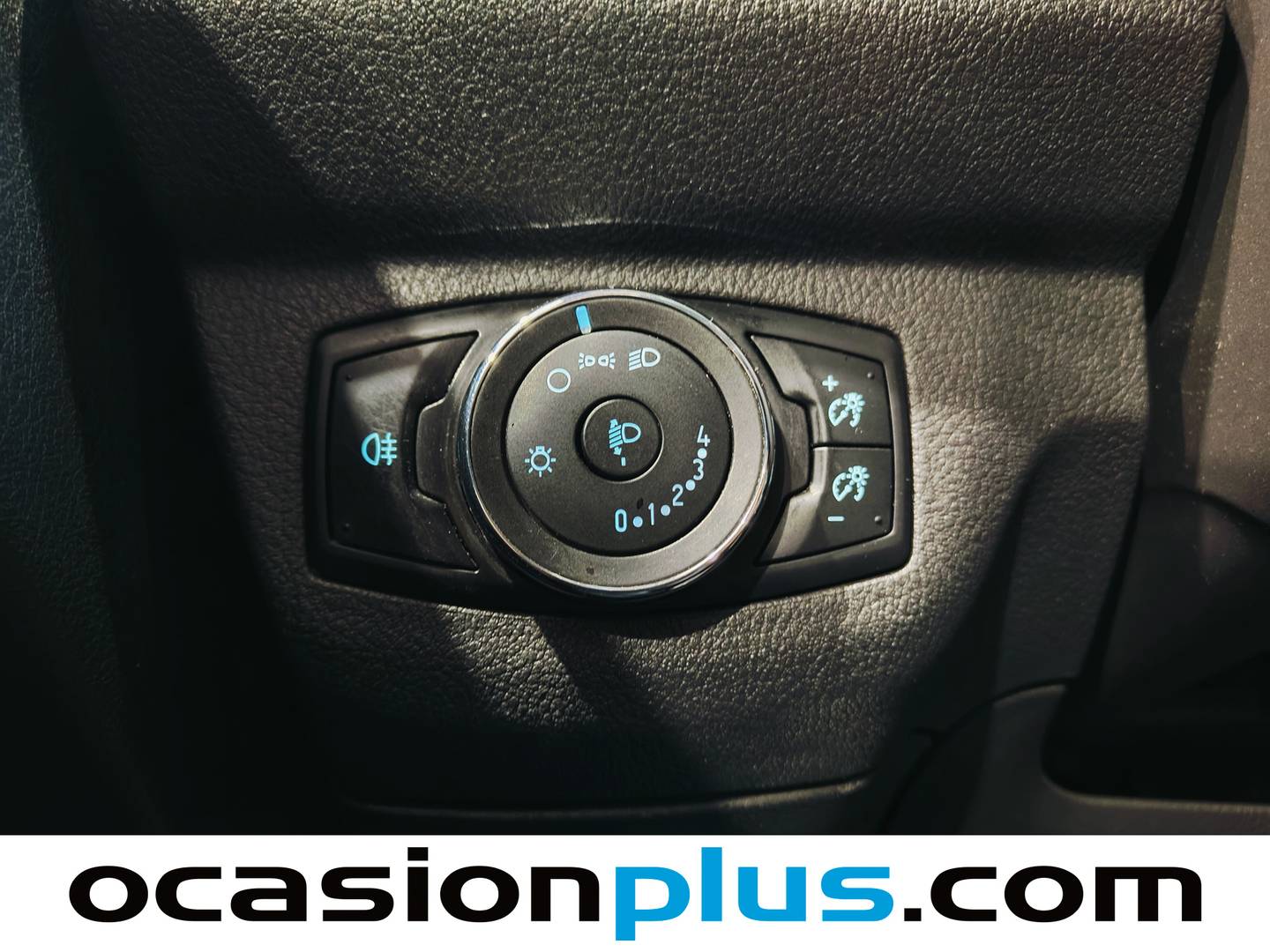 Extras y acabados del Ford Tourneo Courier Ford Tourneo Courier 1.5 TDCi Trend (75 CV)