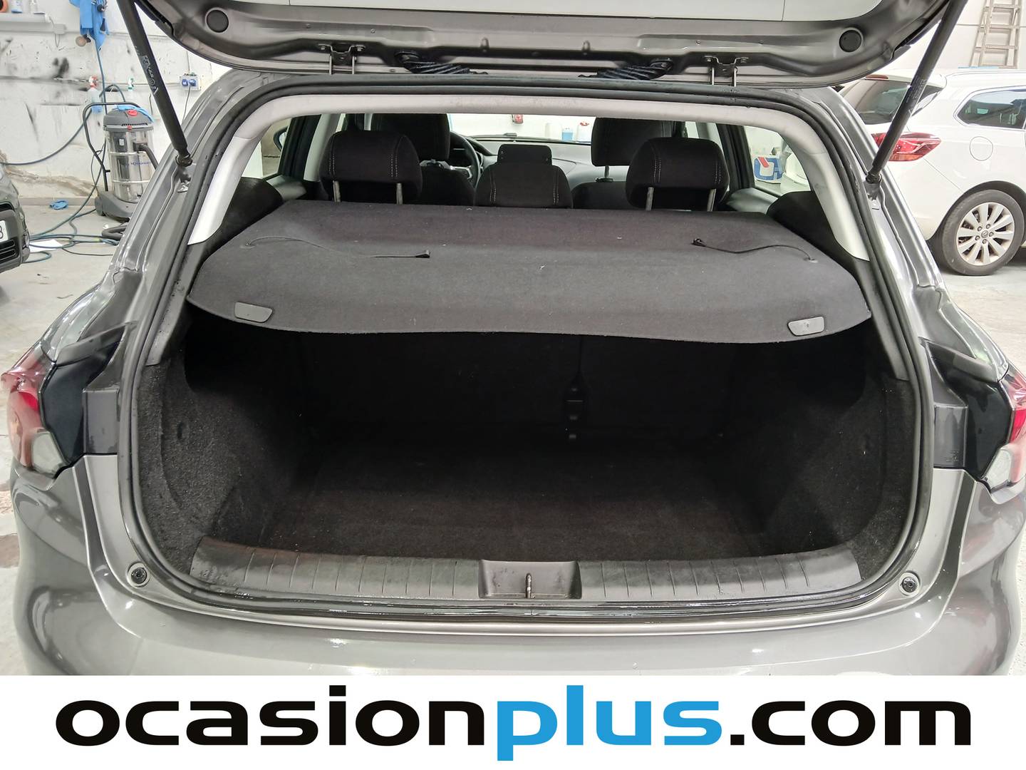 Fotos maletero Fiat Tipo Fiat Tipo 1.5 Hybrid City Cross DCT (130 CV)