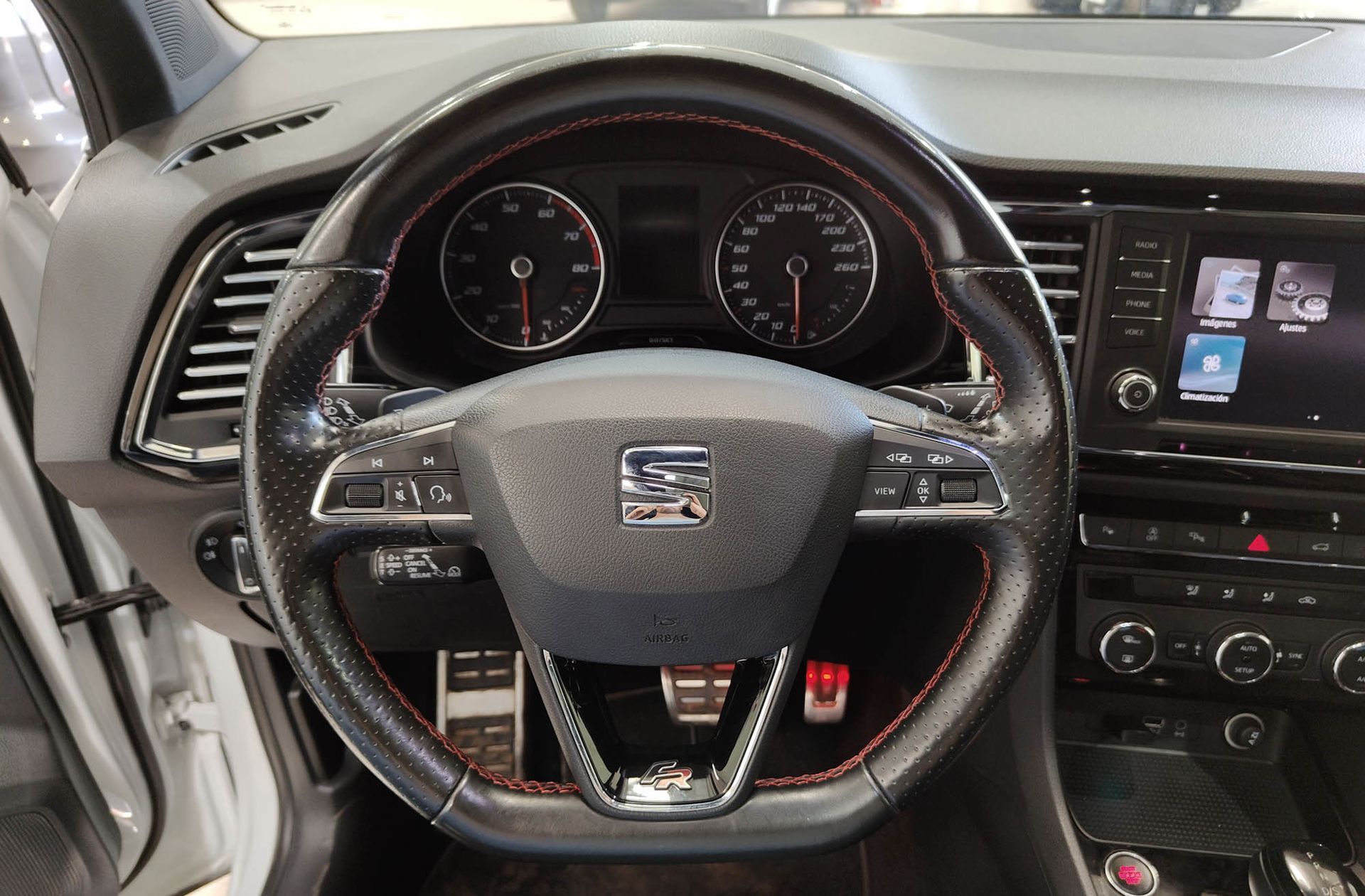 SEAT Ateca 2.0 TSI FR 4Drive DSG - foto 26