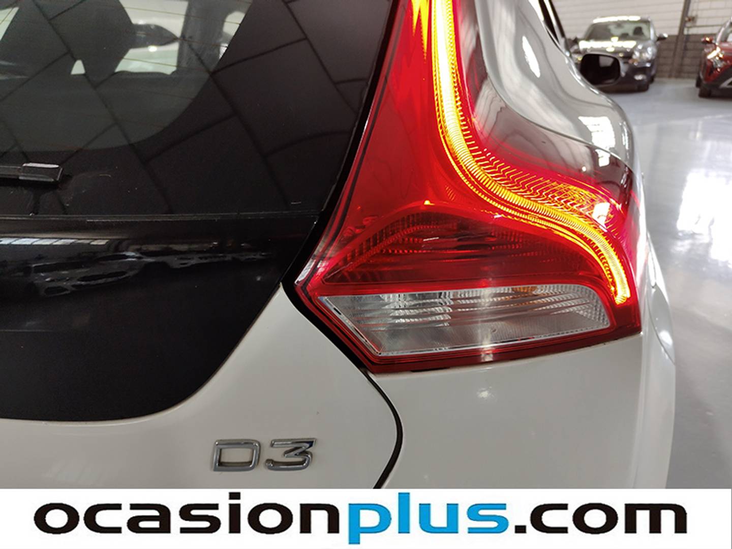 Foto Volvo V40 Volvo V40 D3 Momentum Auto (150 CV)