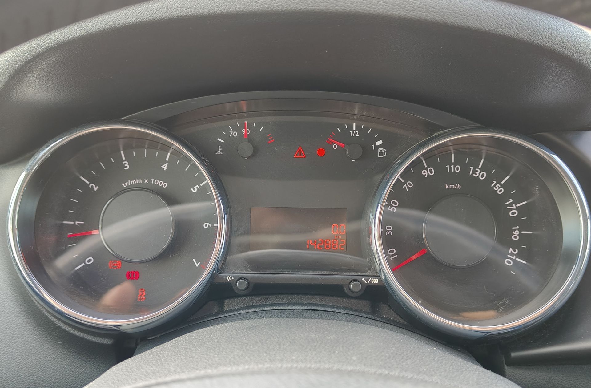 Peugeot 3008 1.6 THP Premium - foto 19
