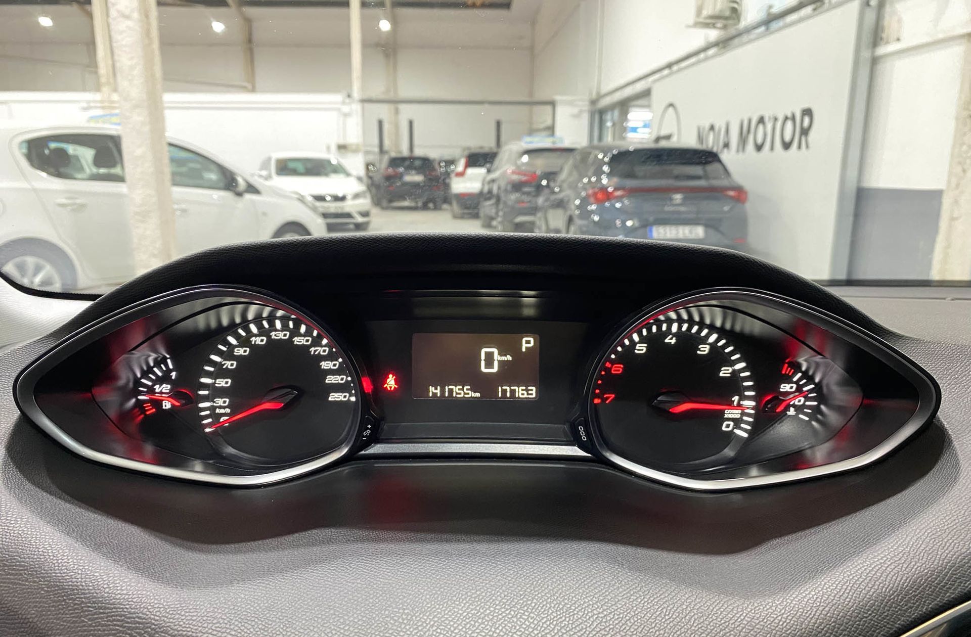 Peugeot 308 PureTech 130 Style EAT6 - foto 27
