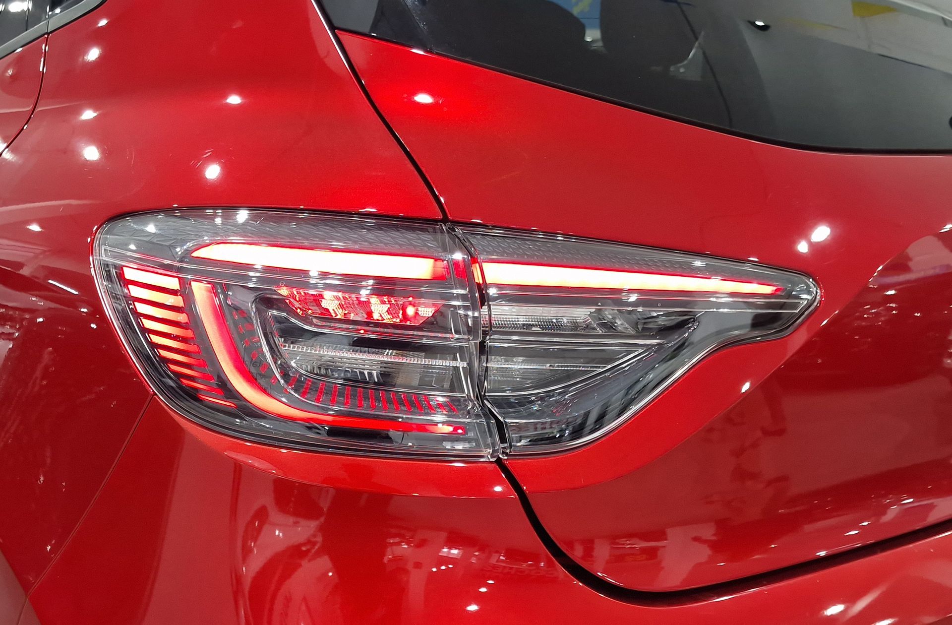 Renault Clio Techno TCe - foto 19