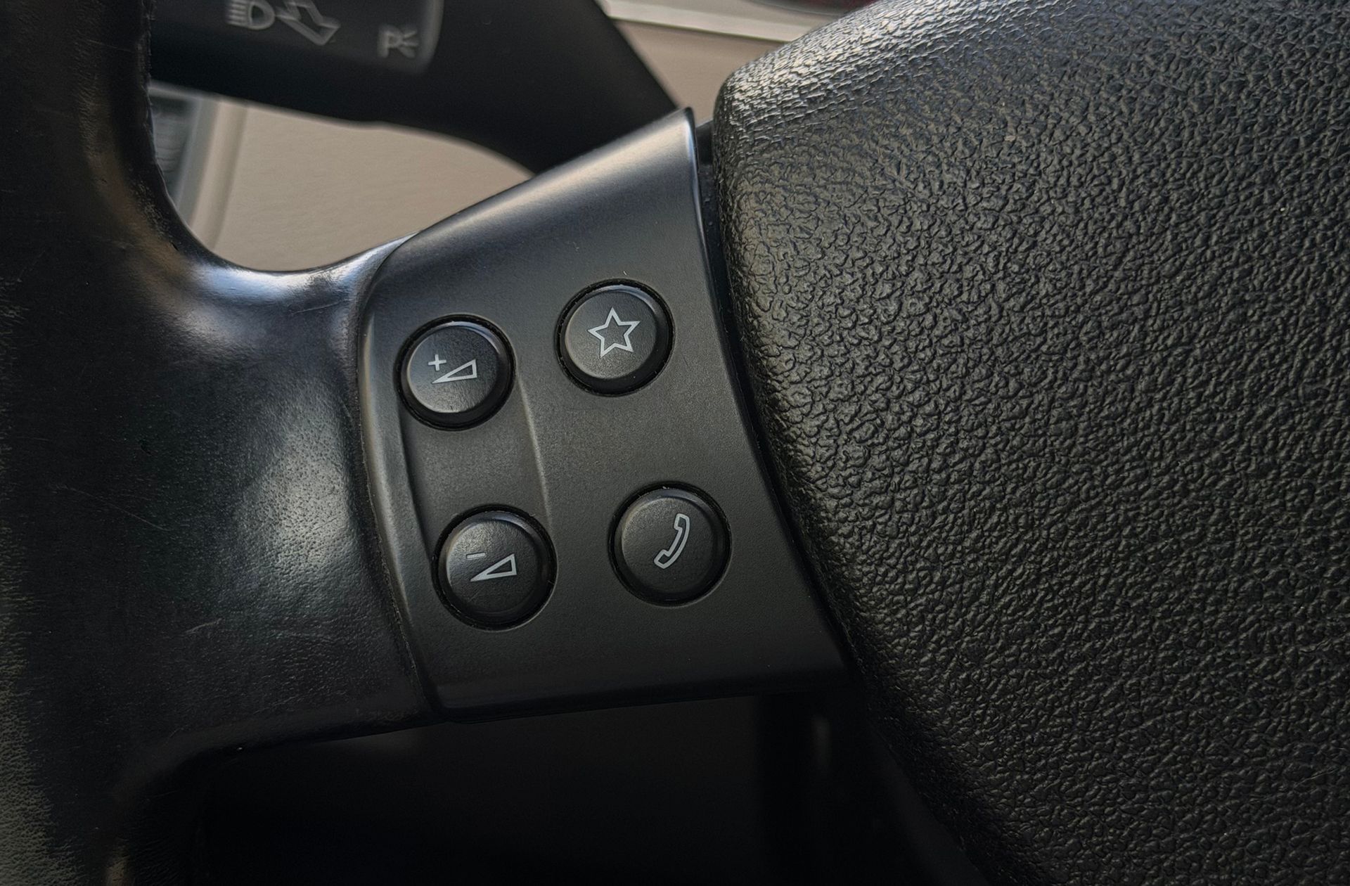 Volkswagen Passat Advance 1.9 TDI - foto 25