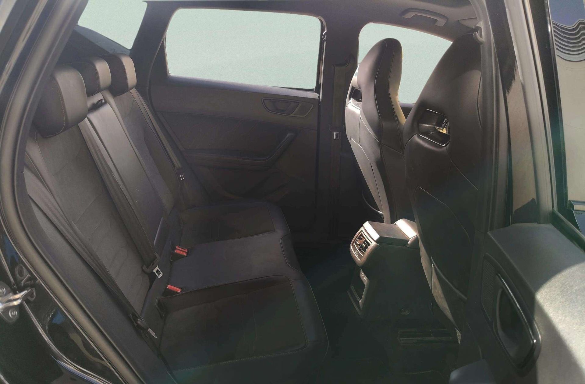 Cupra Ateca 2.0 TSI 4Drive DSG - foto 19