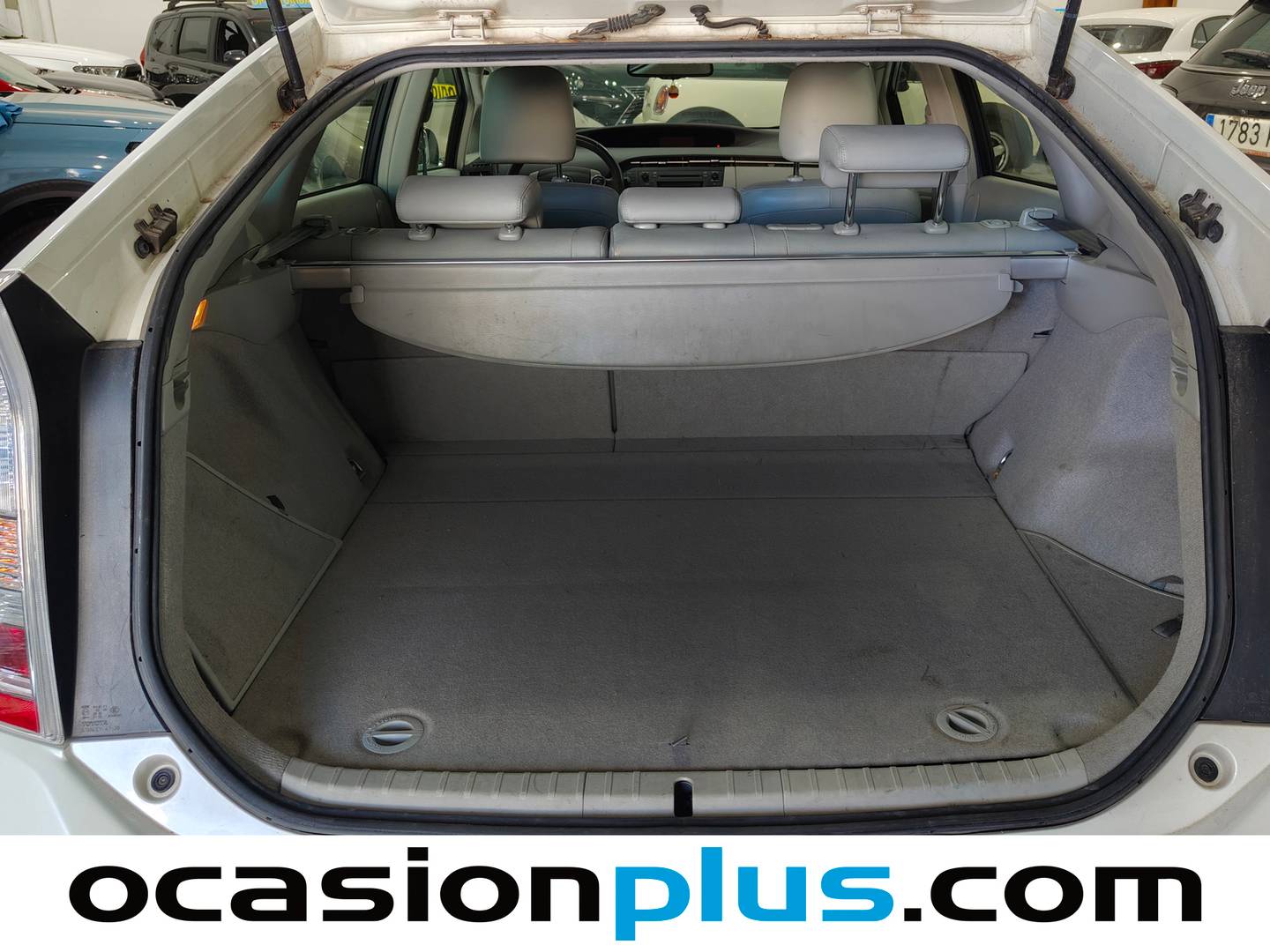 Fotos maletero Toyota Prius Toyota Prius 1.8 HSD EXECUTIVE (136 CV)