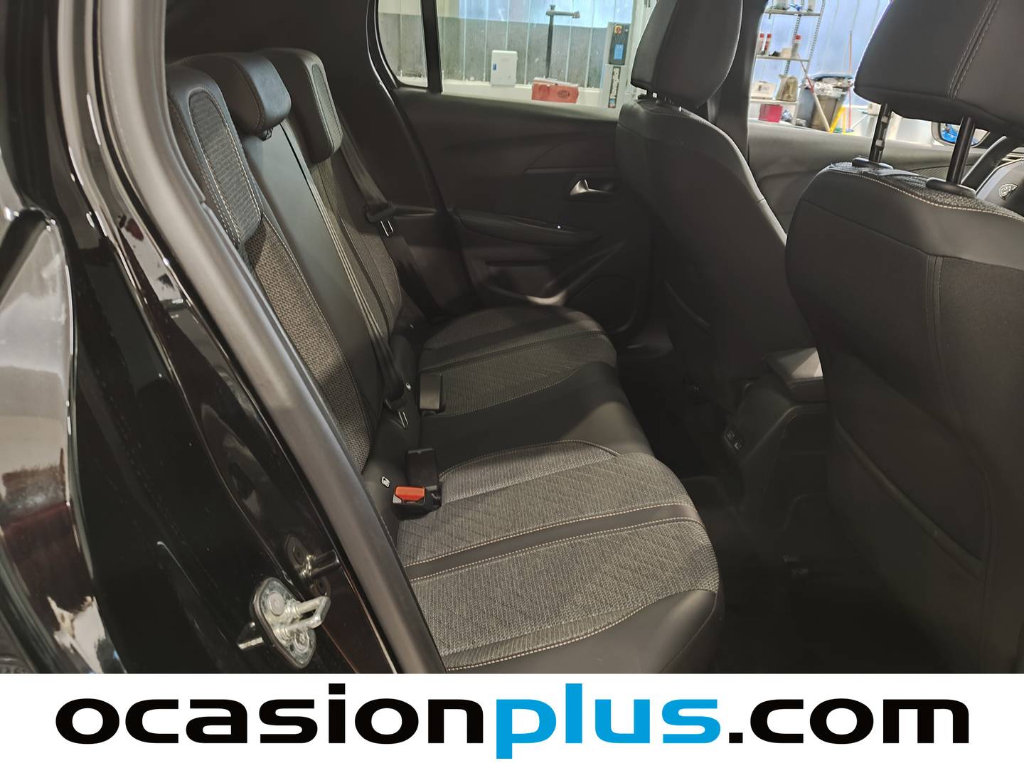 Foto Peugeot 208 Peugeot 208 Allure Hybrid eDCS6 (100 CV)