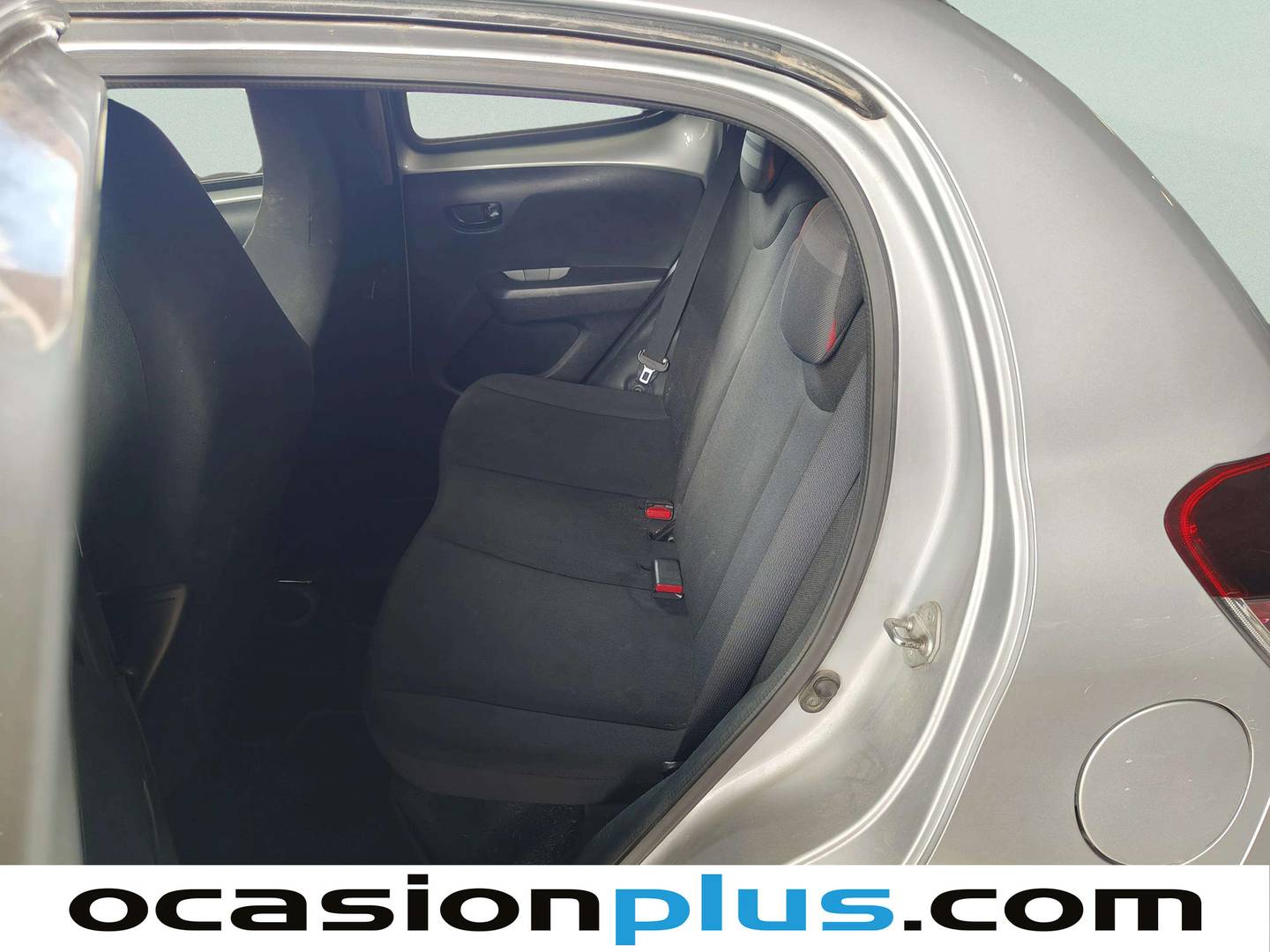 Foto asientos traseros Peugeot 108 Peugeot 108 1.2 PureTech Active (82 CV)