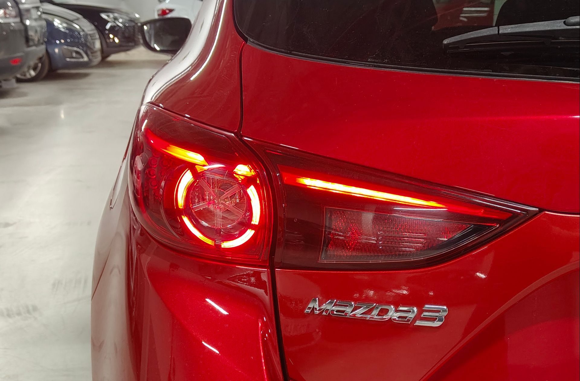 Mazda Mazda3 2.0 GE Luxury - foto 17