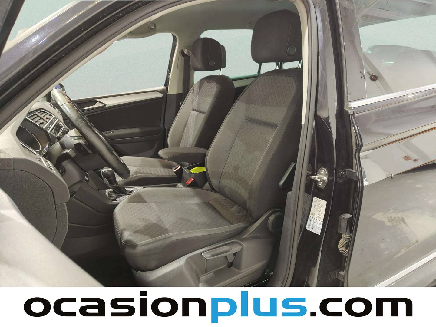 Foto Volkswagen Tiguan Volkswagen Tiguan Advance 1.5 TSI (150 CV) DSG Pack R-Line