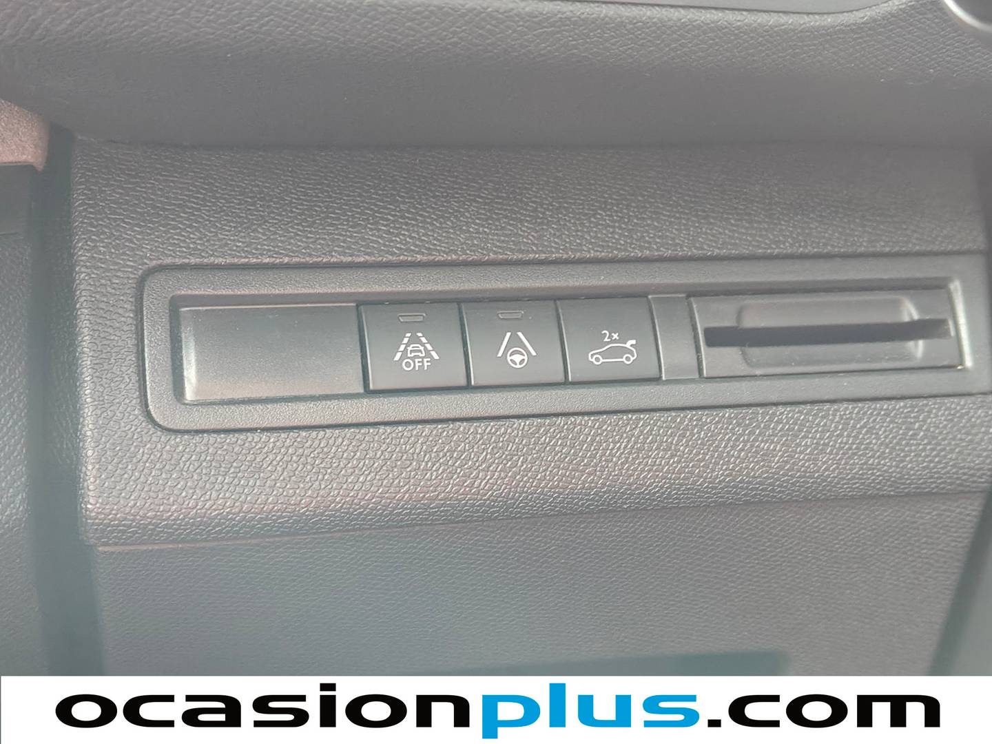 Foto Peugeot 3008 Peugeot 3008 PureTech 130 S&S GT EAT8  (130 CV)