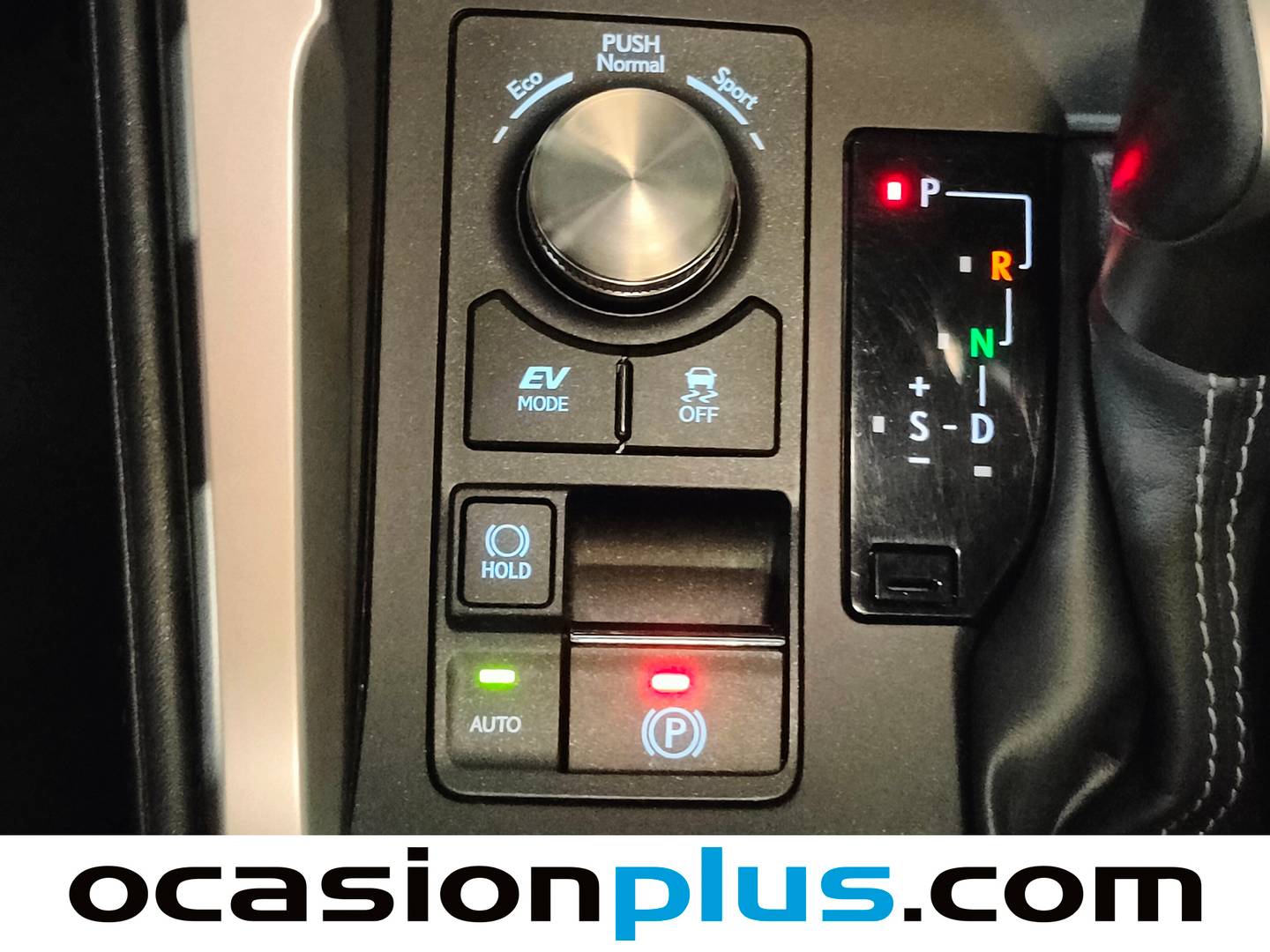 Lexus NX Lexus NX 300h Business Navigation 2WD (197 CV) km 0