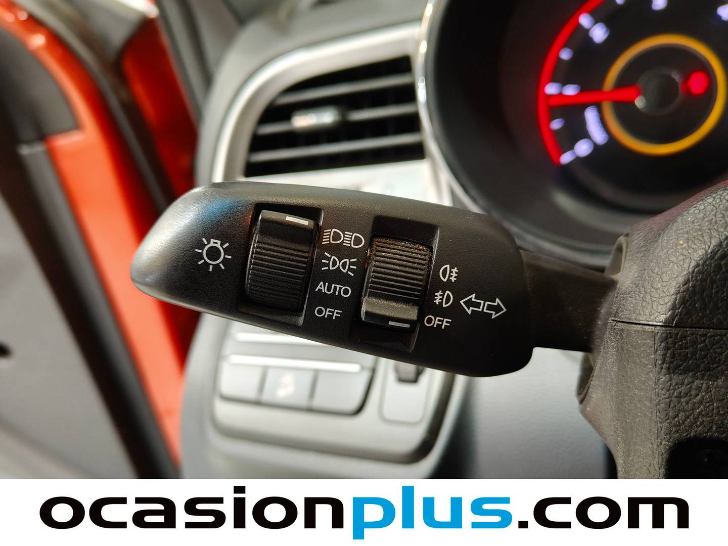 Foto SsangYong Tivoli Ssangyong Tivoli D16T Limited 4x2 (115 CV)