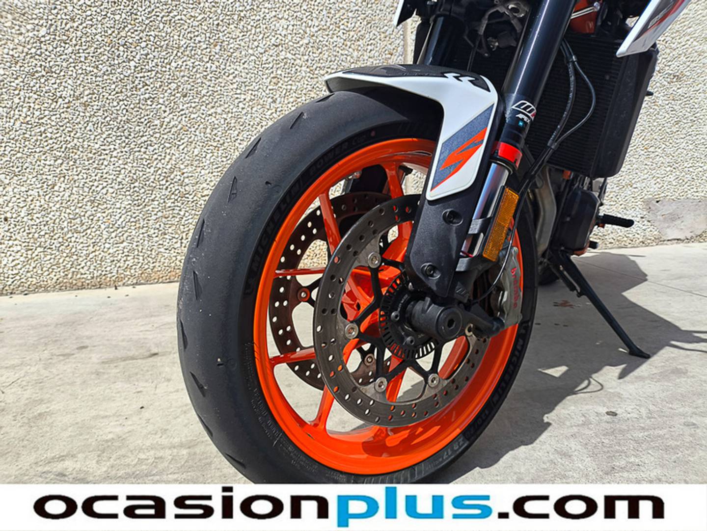 Foto KTM Duke R 890 KTM Duke R 890 R 890 (121 CV)