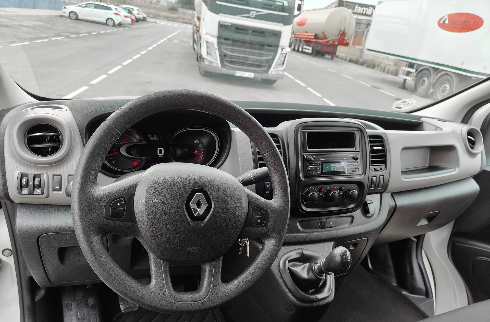 Renault Trafic Furgon 27 L1H1 dCi - foto 5