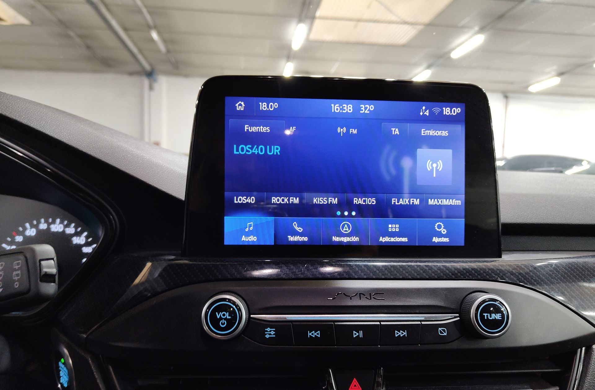 Ford Focus 1.0 EcoBoost ST-Line - foto 37